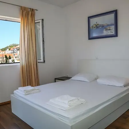 아파트 Hvar